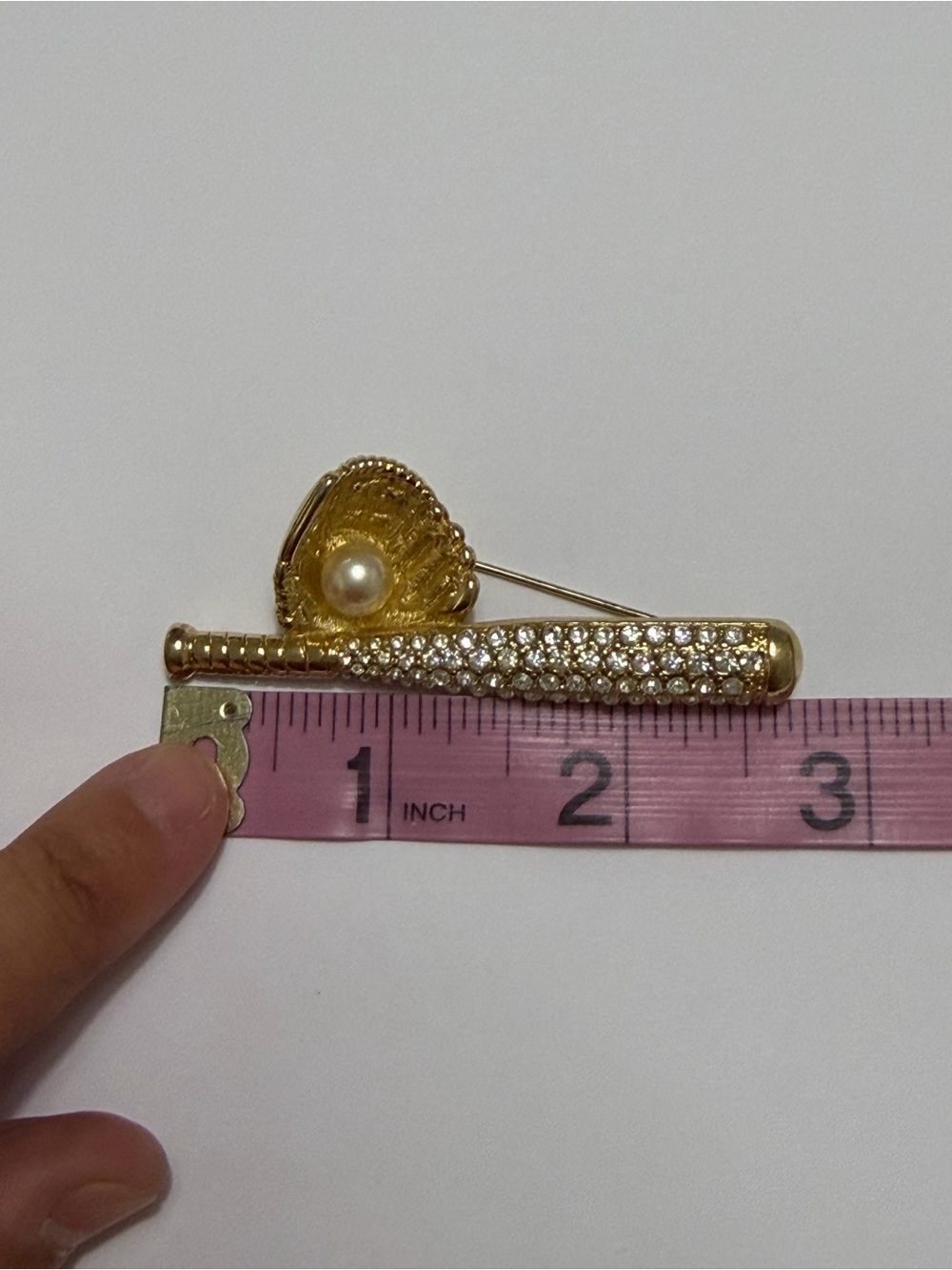 Retired Swarovski Swan Signed Crystal Baseball Bat & Glove Brooch Pin Gold Tone - Picture 7 of 11